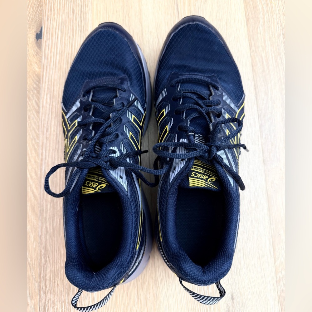 ASICS Men's Trail Scout 2 Navy and Yellow Running Shoe